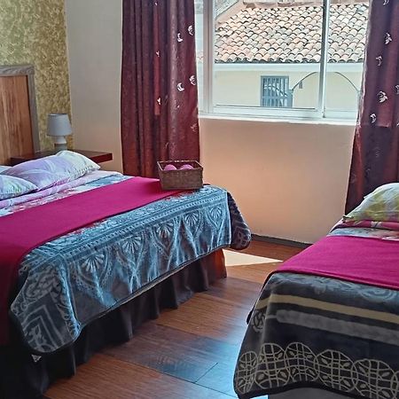 La Perla Cuencana Hostal Екстериор снимка