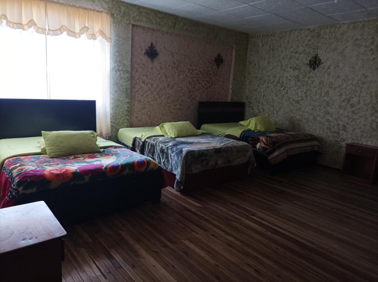 La Perla Cuencana Hostal Екстериор снимка