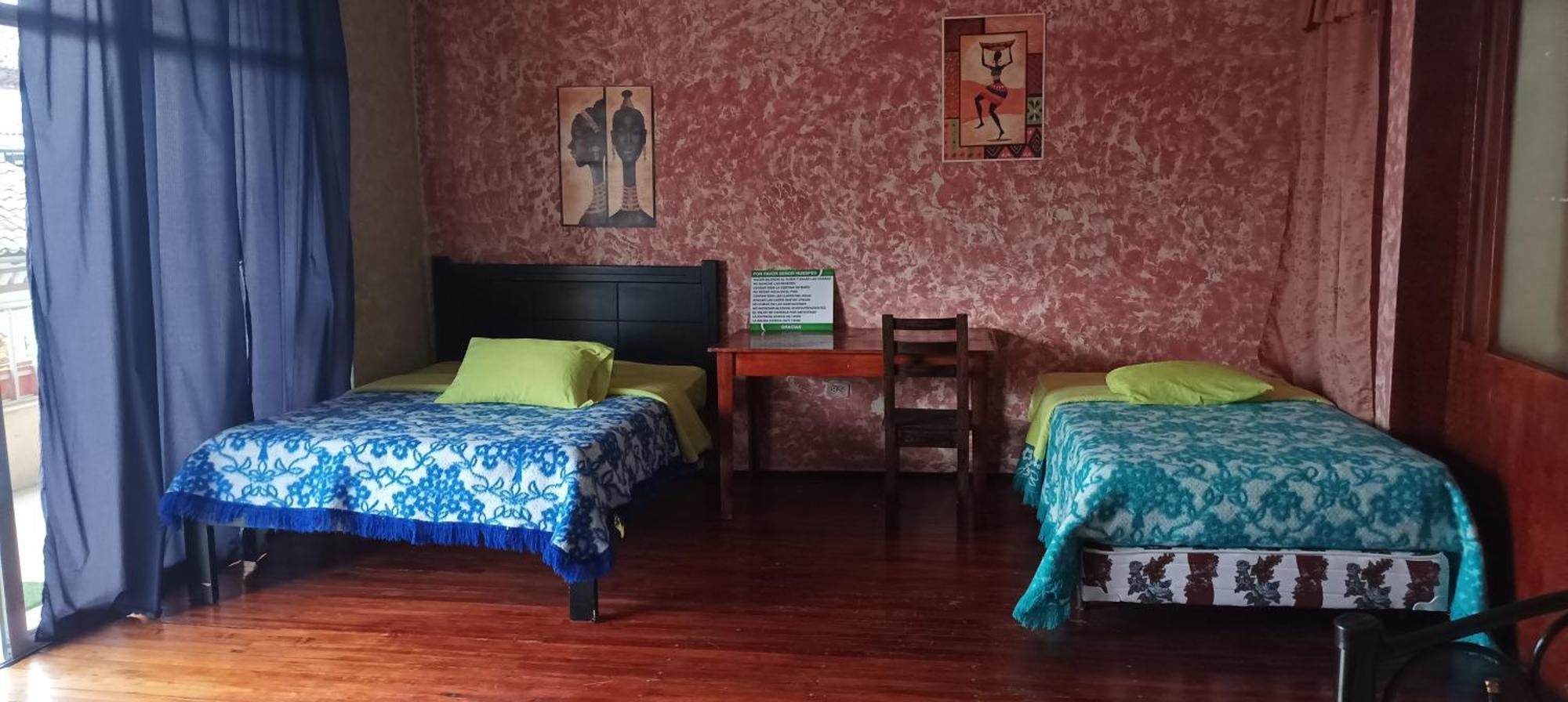 La Perla Cuencana Hostal Екстериор снимка