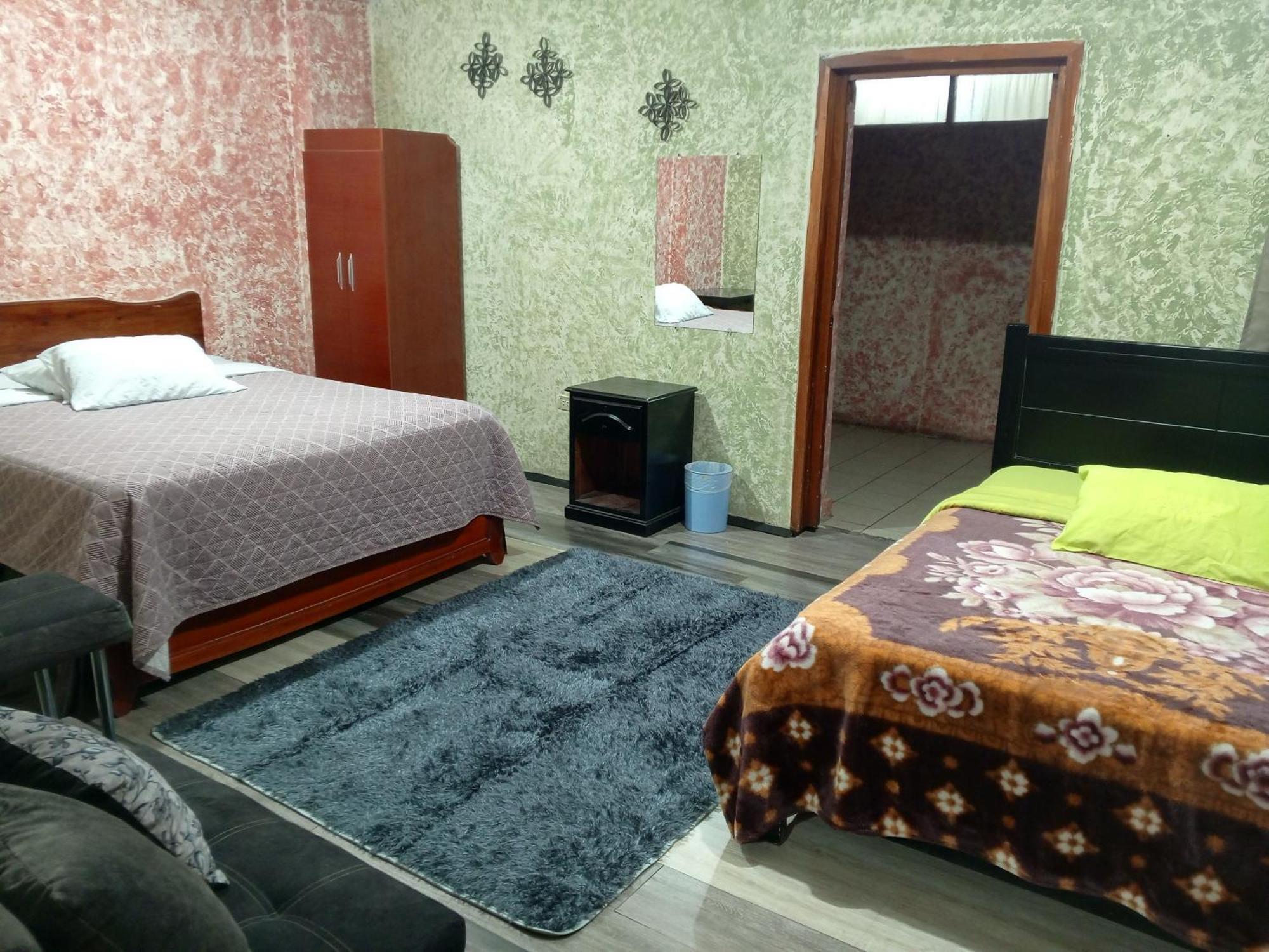 La Perla Cuencana Hostal Екстериор снимка
