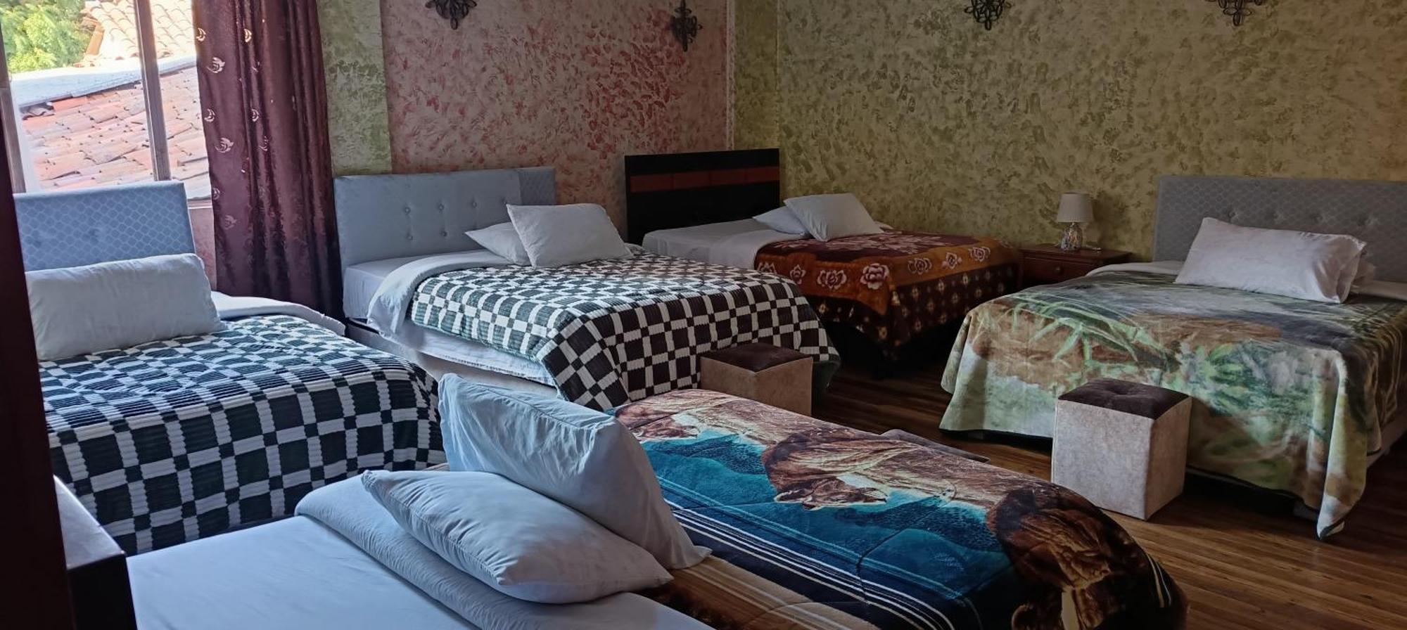 La Perla Cuencana Hostal Екстериор снимка