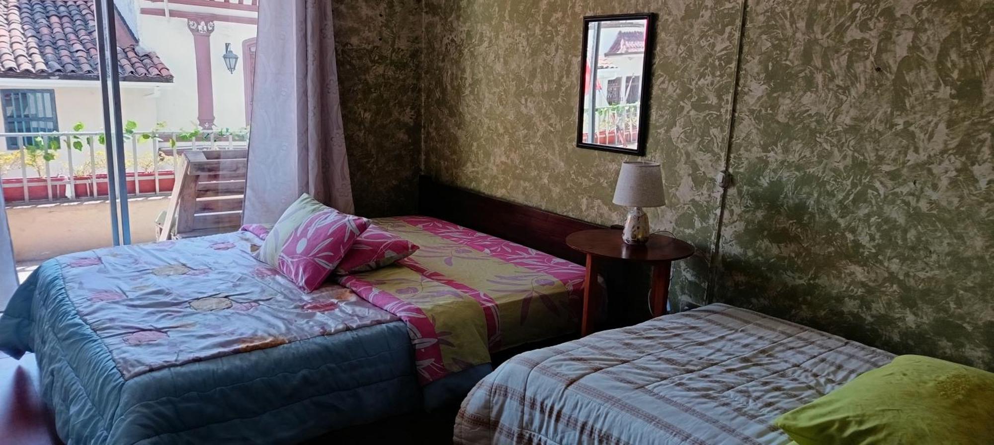La Perla Cuencana Hostal Екстериор снимка